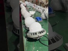 O alumínio alto da luz da baía do brilho alto moderou o vidro 50w 100w 150w conduziu a luz à prova de explosões