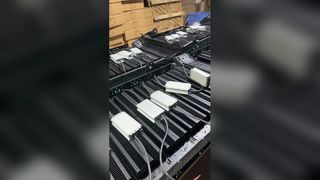 Veja por que escolher holofotes LED à prova d'água IP66 de 200 W a 500 W para estádios e quadras