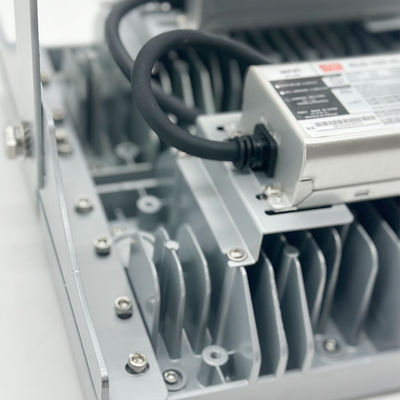 Alta luminosidade IP66 resistente à água LED Modular Flood Light com 50000H Long Life para Iluminação Industrial