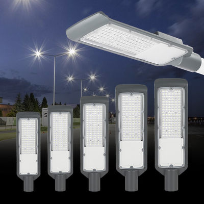 IP66 Iluminação LED exterior à prova d'água com chip LED SMD 2835 e vida útil de 50.000 horas