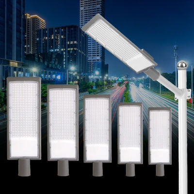 Lâmpada de rua LED IP66 à prova d'água com eficiência de 120lm/W e alta tensão AC85-265V para rodovias