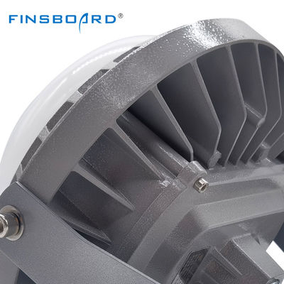 Luminária industrial de alta baía à prova d'água IP65 com temperatura de cor de 5500-6500K e construção em alumínio + vidro temperado
