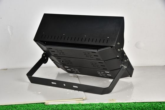 750W Bracket Mount LED Stadium Light com IP67 Waterproof Rating e 50000 Horas de Vida útil para Ballpark e Arena
