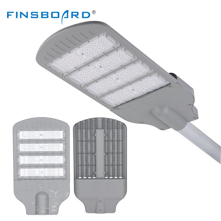 Luminária de Rua LED à Prova d'Água IP65 com Chip SMD2835/3030 para Iluminação de Rodovias na Faixa de Potência de 100W-200W