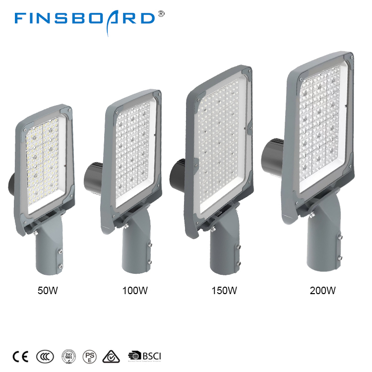Ip67 Alumínio 50w 100w 150w 200w Controle de luz integrado Luz de rua LED