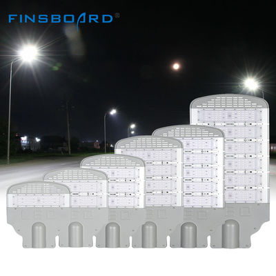 Ip65 Lâmpada de rua LED à prova d'água exterior personalizada para estrada ou estacionamento